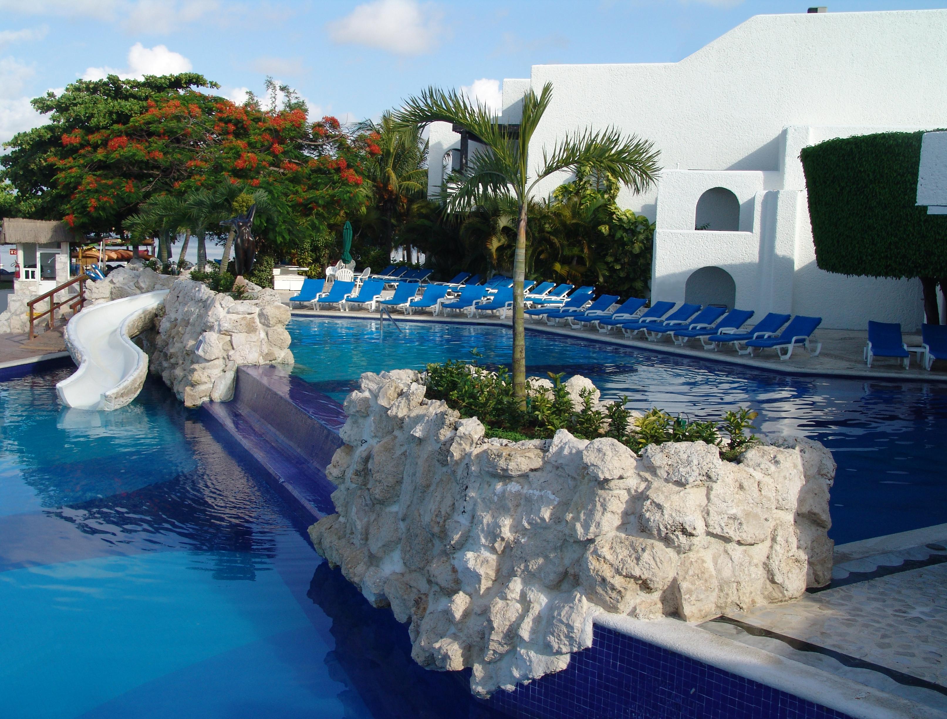 Sunset Marina & Yacht Club Resort 4*