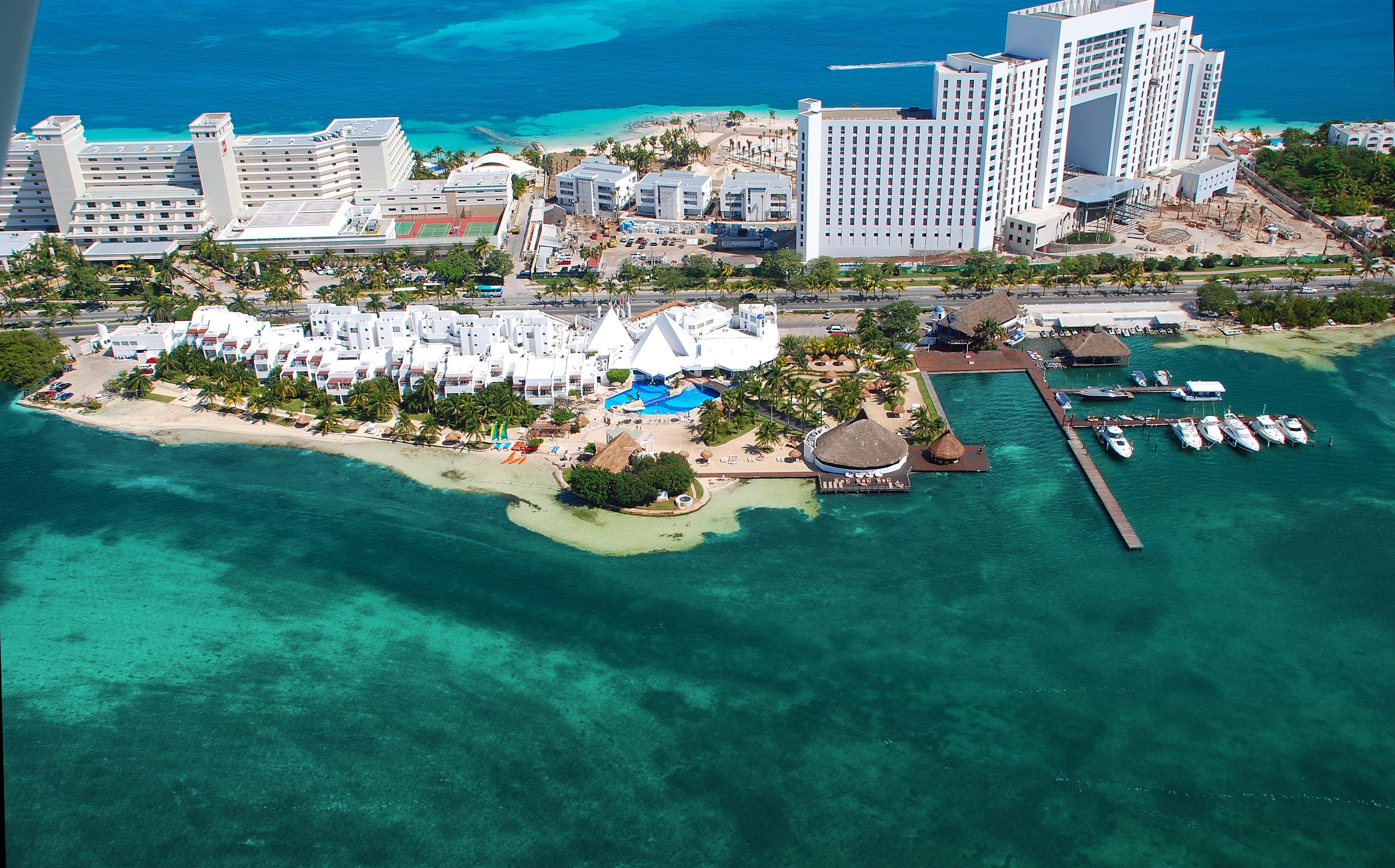 Sunset Marina & Yacht Club Resort 4*