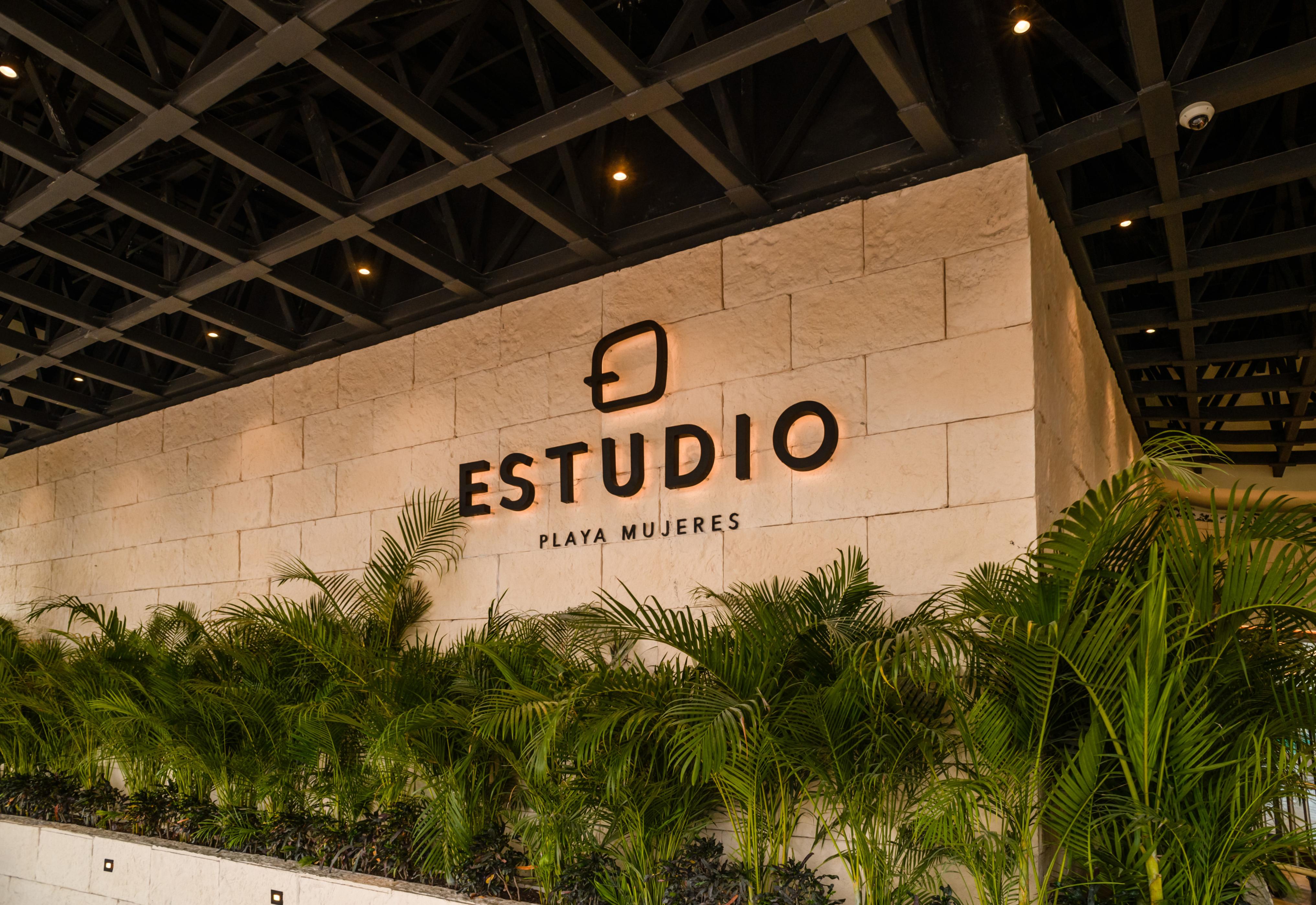 Resort Estudio Playa Mujeres