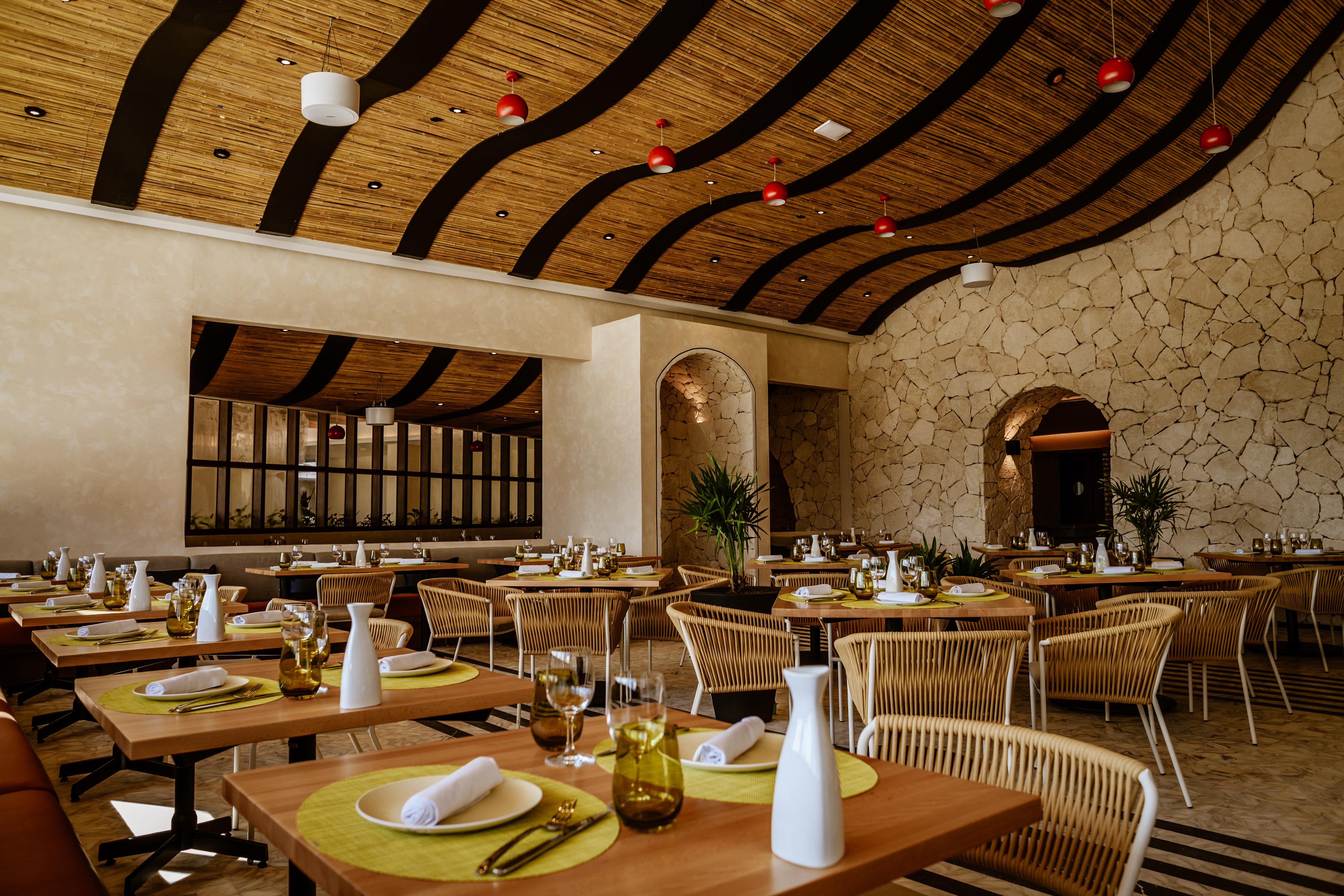 Estudio Playa Mujeres Resort 5*