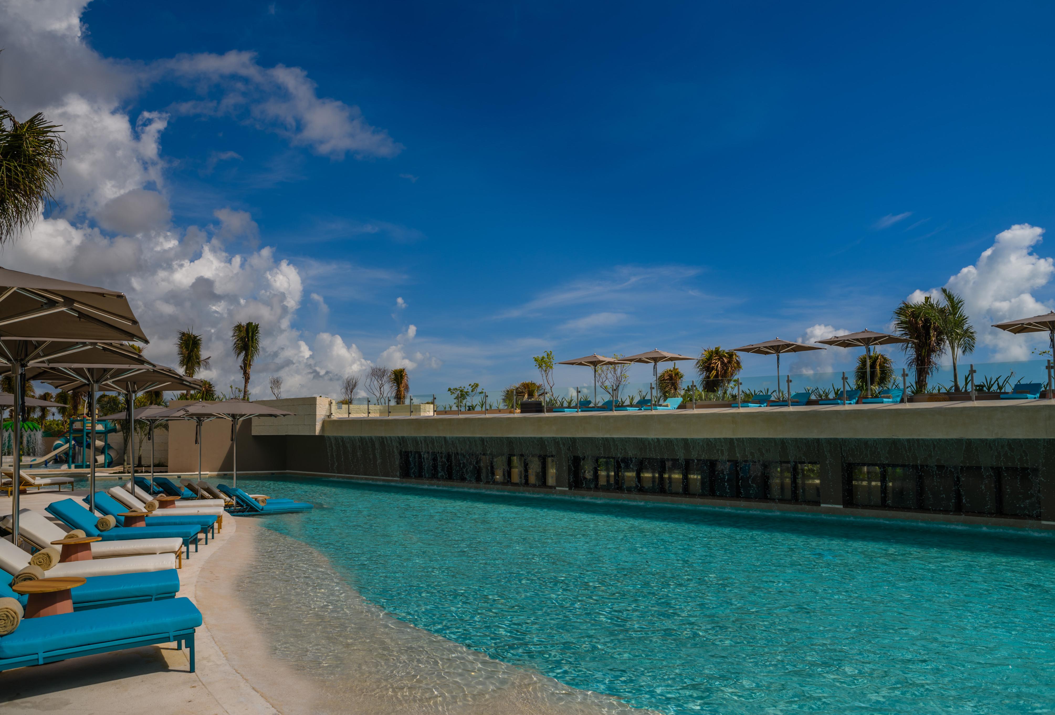Estudio Playa Mujeres Resort 5*