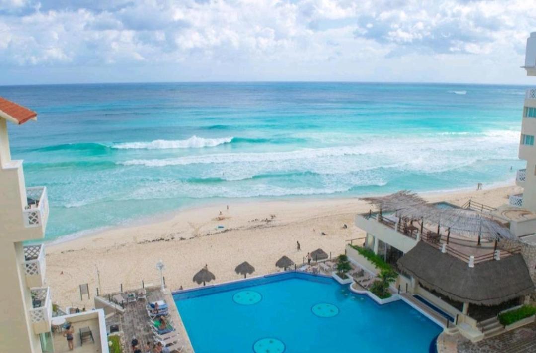 Plaza Ocean Front Cancun