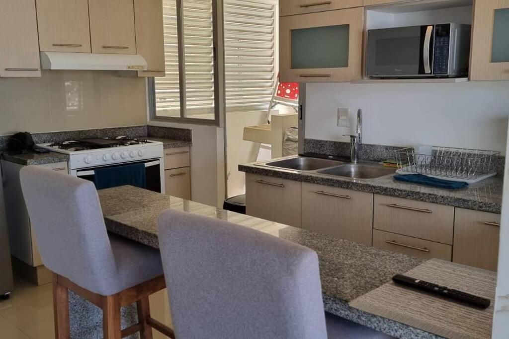 Apartment Cozy Confortable 10 Min Zone 2 Jacuzy *