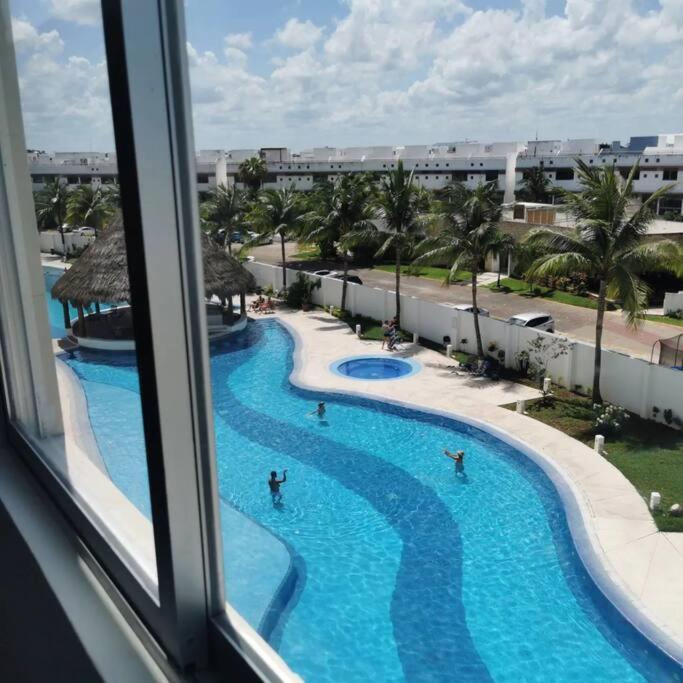 Cozy Confortable 10 Min Zone 2 Jacuzy Apartment