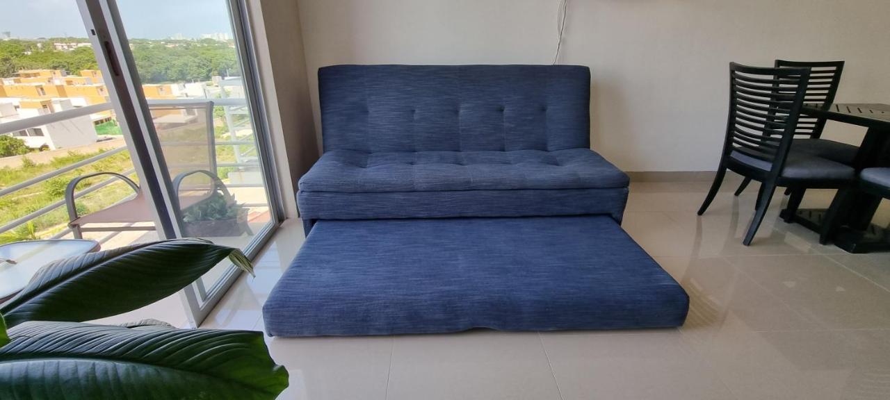 Cozy Confortable 10 Min Zone 2 Jacuzy Apartment *