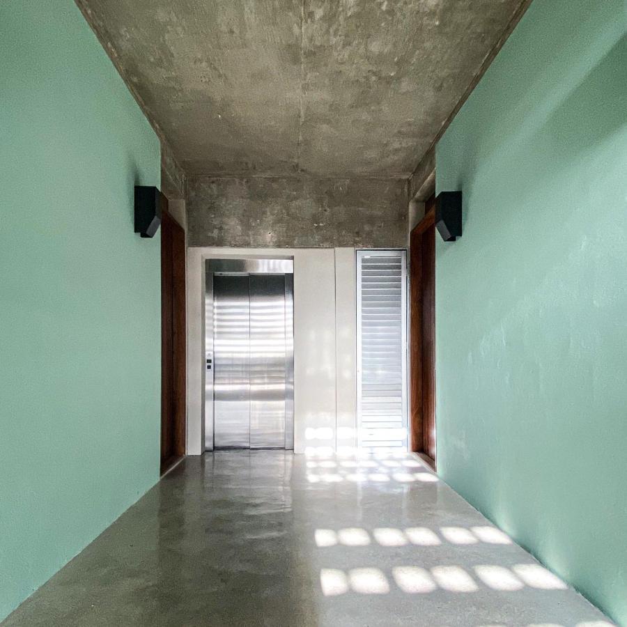H36 With Pool Apartment *