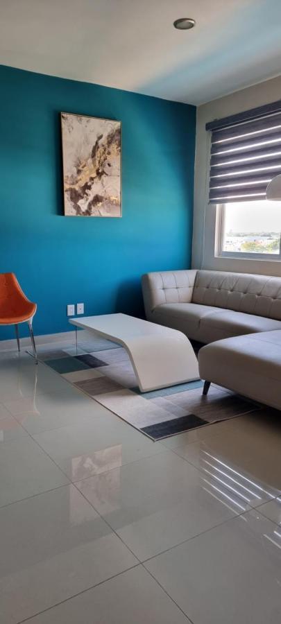 Cozy Confortable 10 Min Zone 2 Jacuzy Apartment