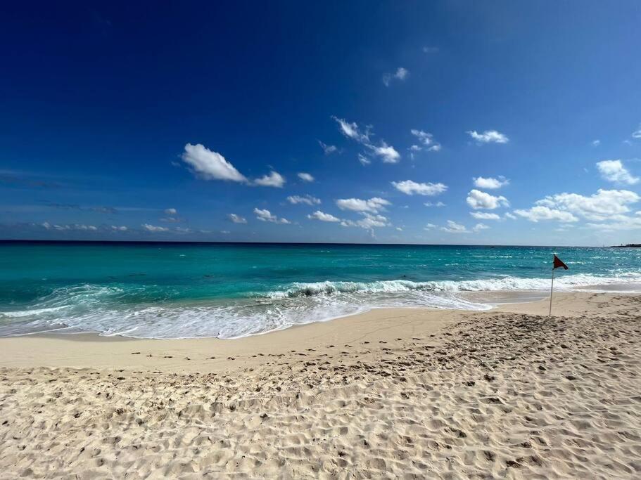 Apartment Lovely Sunset View, Beach Suite, Zone Sol1511 Cancun