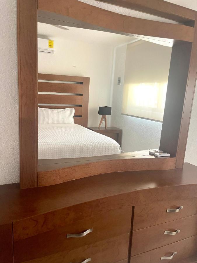Deco 2 Downtown 3 Bed Renewed Apartment Cancun