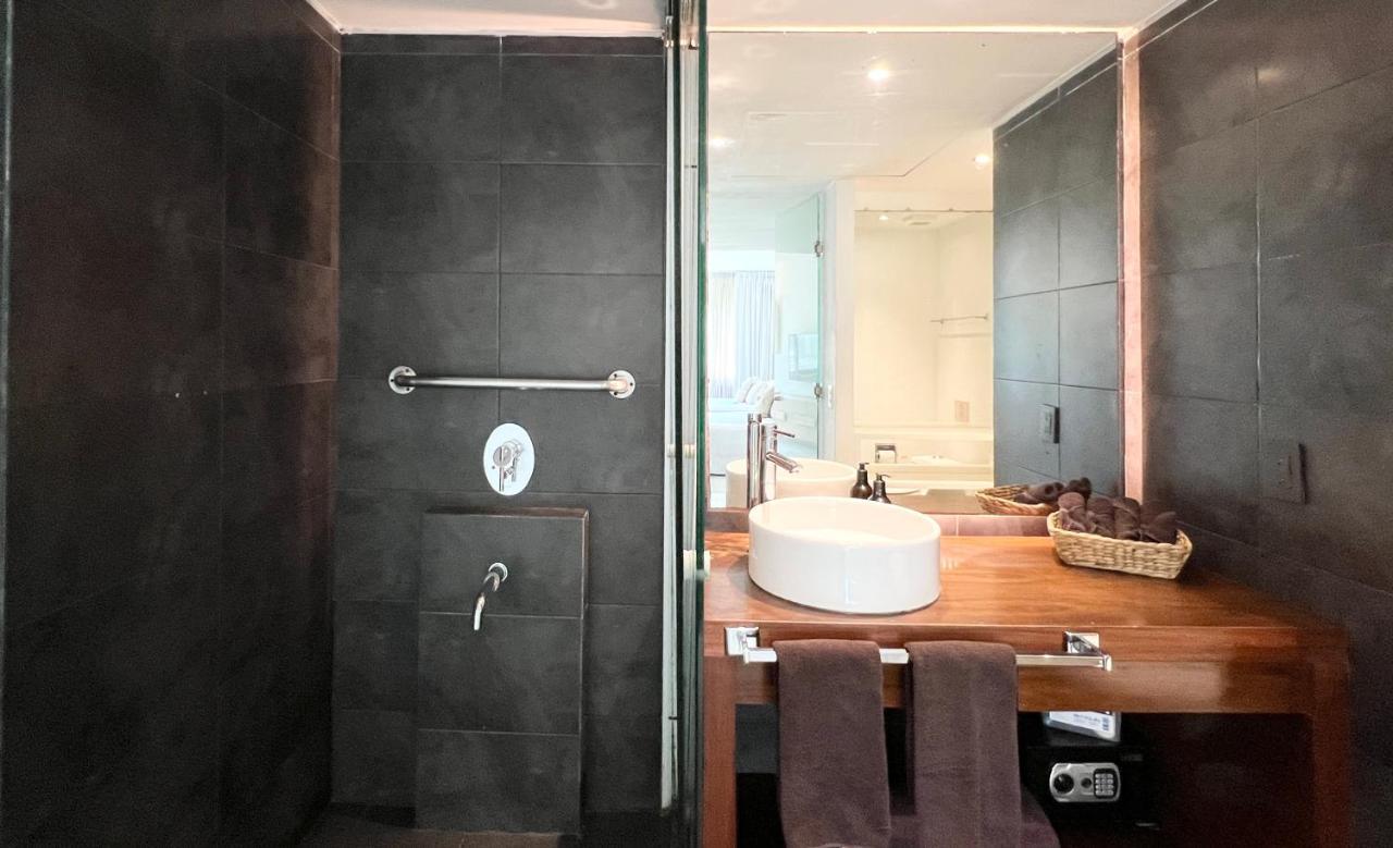 Apartment Xcanan Loft On Park Royal, The Area In Right On The