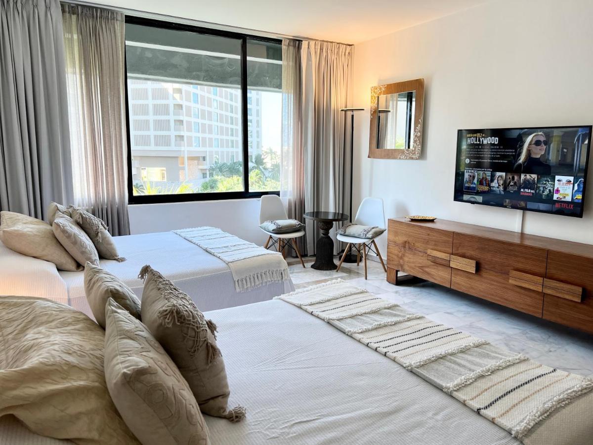 Xcanan Loft On Park Royal, The Area In Right On The