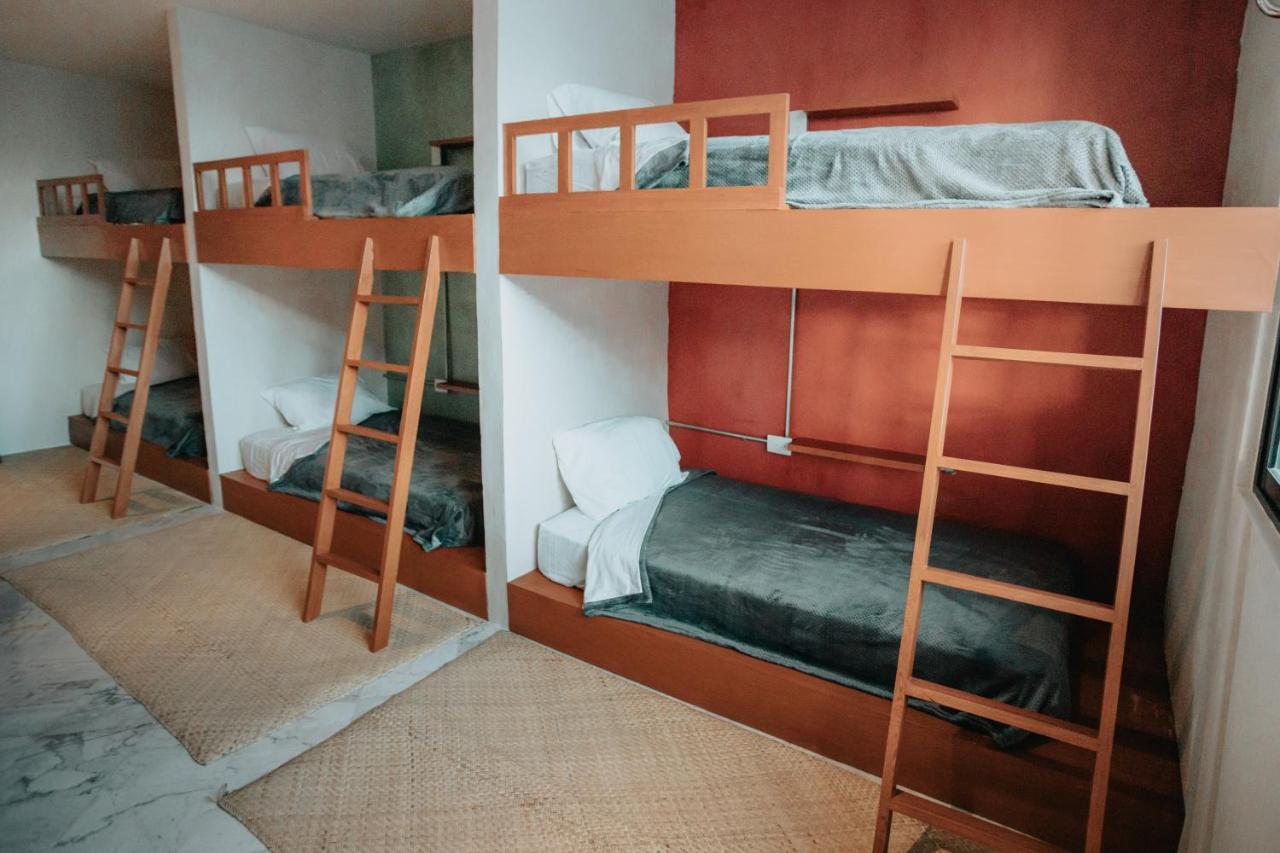 Hotel Khali *