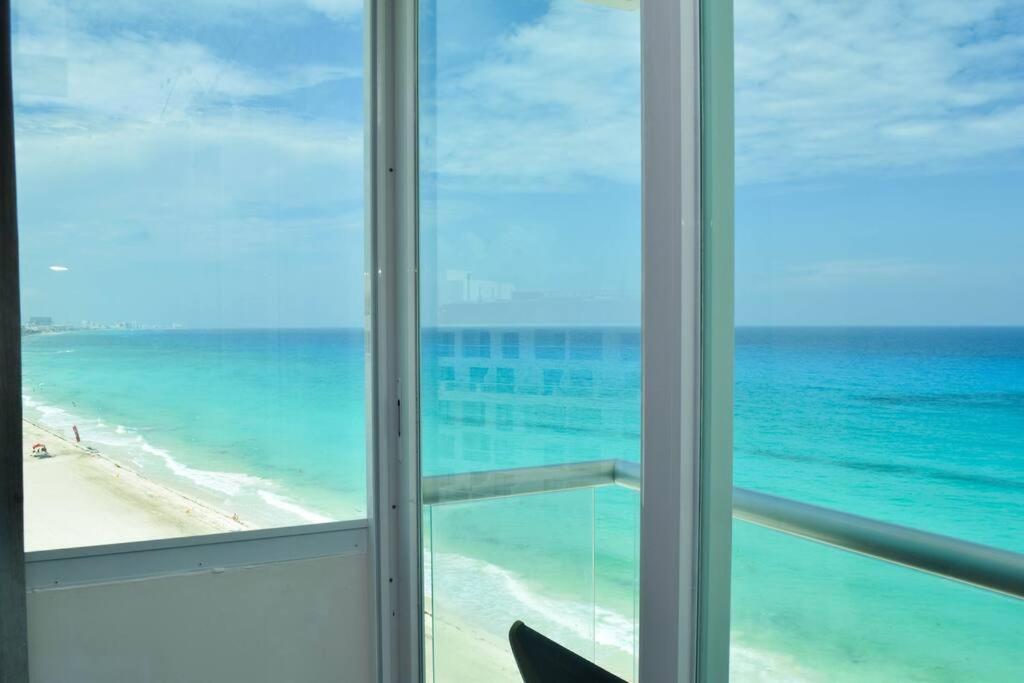 Hermoso Estudio Frente Al Mar, Balcon, Gym 3504 *