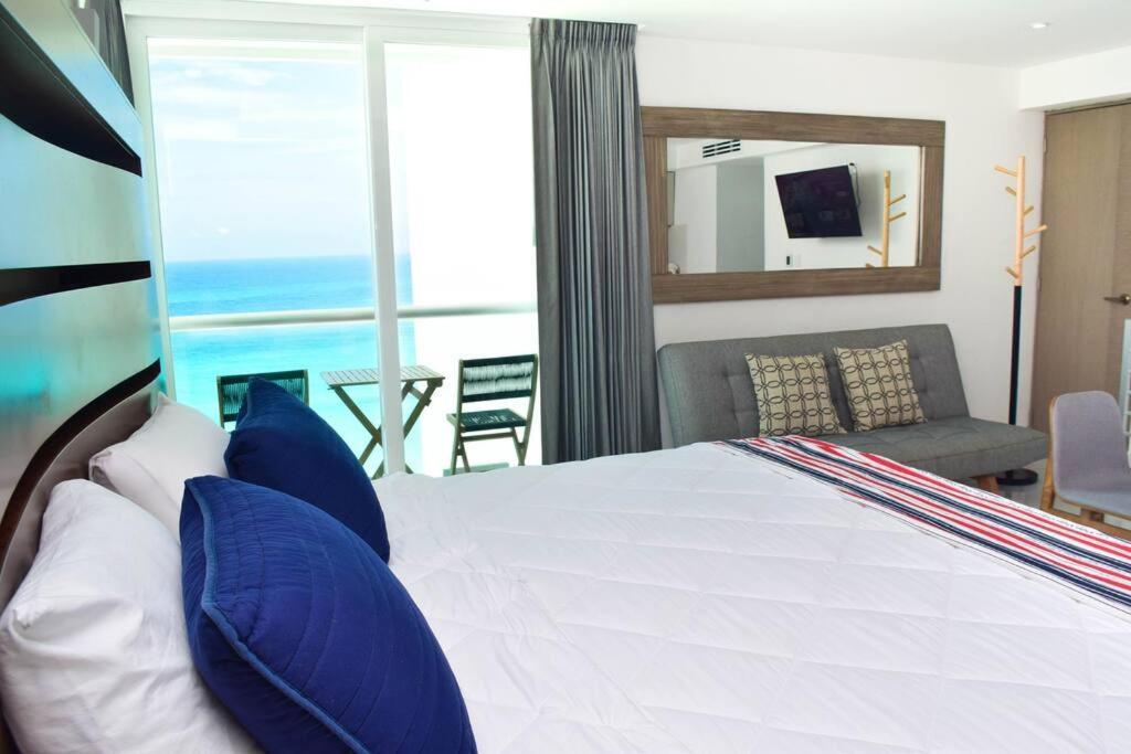 Hermoso Estudio Frente Al Mar, Balcon, Gym 3504 Apartment *