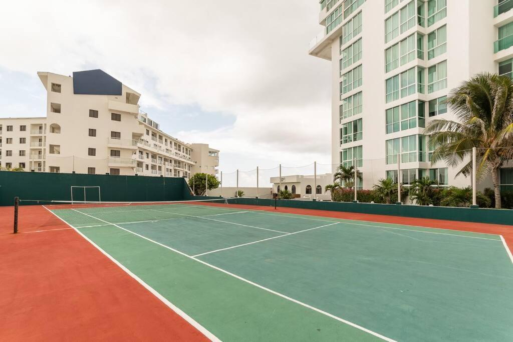 Ocean Front 2c, New Listing * Cancun