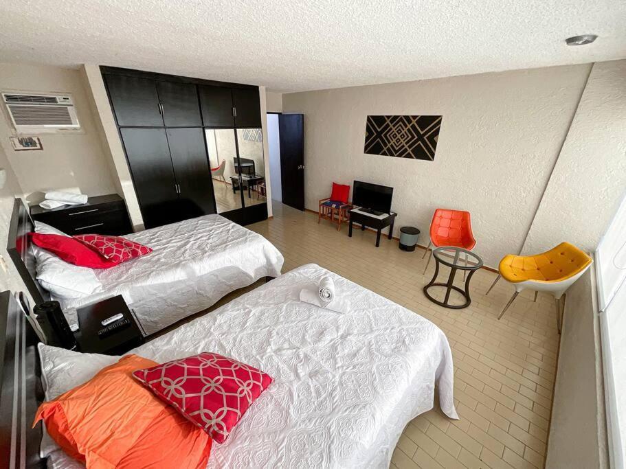 Apartment Neat Beachfront At Brisas Cancun