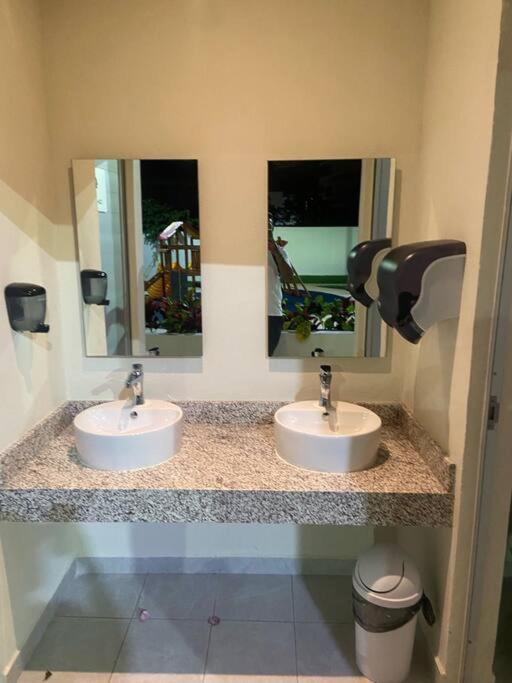 Centric In Gated Community Apartment Cancun