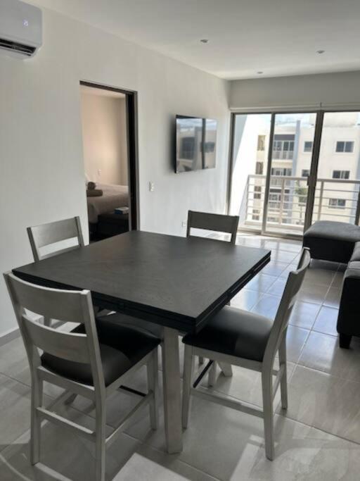 Apartment Centric In Gated Community Cancún