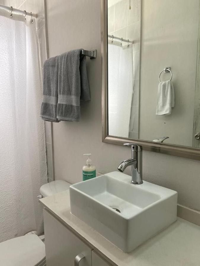 Hermoso Condominio Recien Remodelado Con Alberca Y Super Ubicacion * Cancun