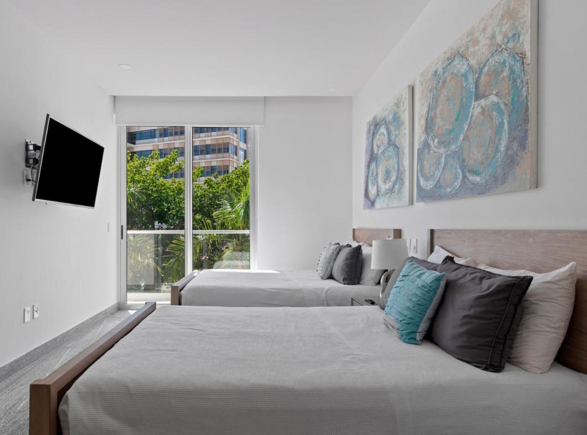 Comfy 3br, Near The *