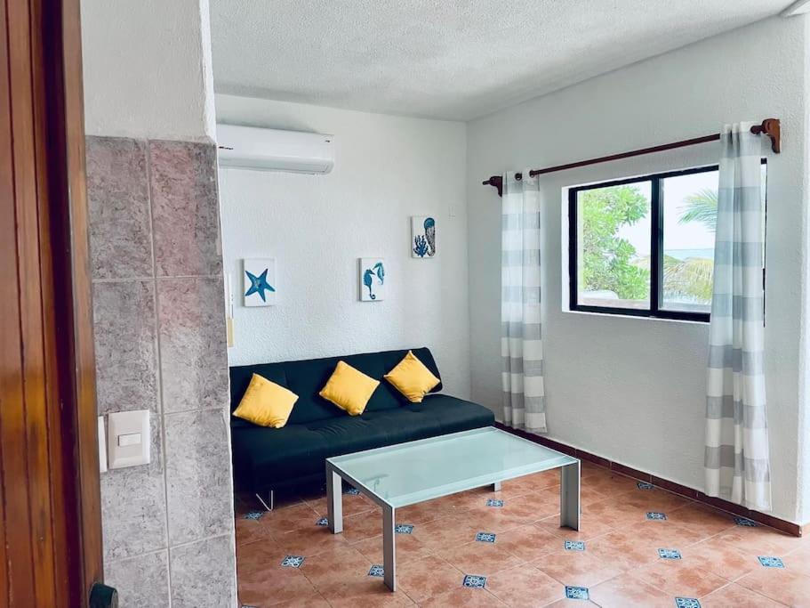 Punta Me Ocean View & Front Apartment *