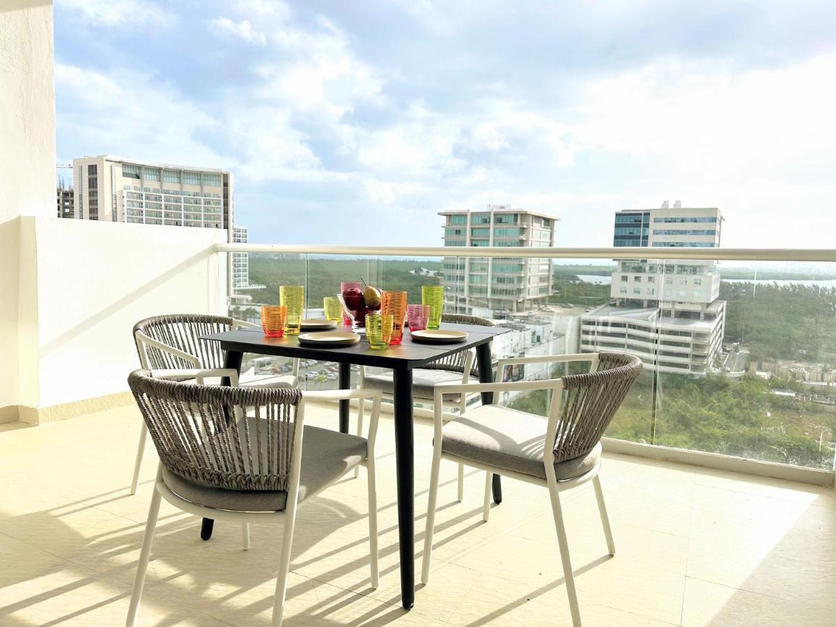 Apartment Perfect Location At Malecon Americas