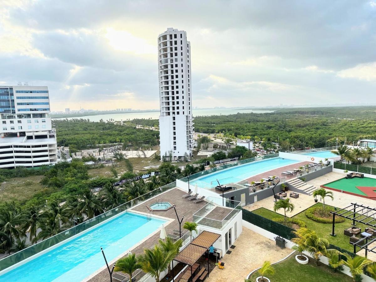 Apartment Perfect Location At Malecon Americas Cancun