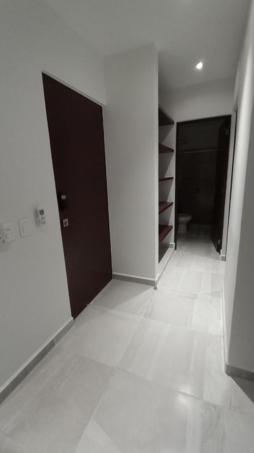 Excellent 2 Bedroom With Pool! Apartment Cancun