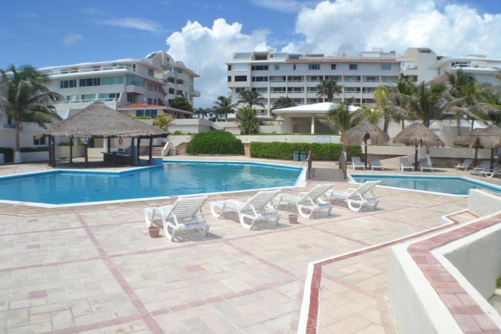 Private Room. Brisas. Zona Hotelera. *