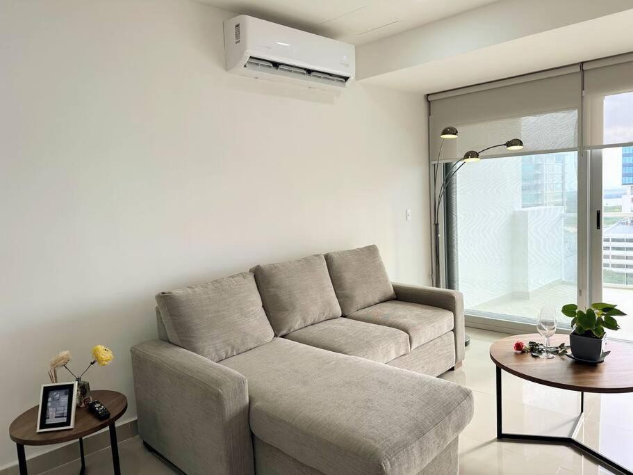 Apartment Perfect Location At Malecon Americas Cancun