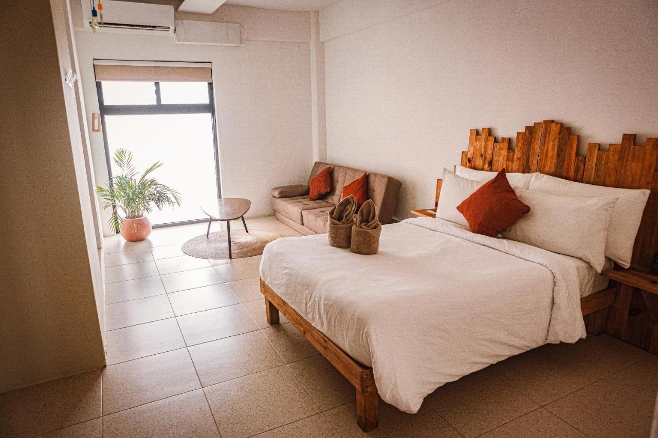 Nomads & Rooftop Pool Cancun