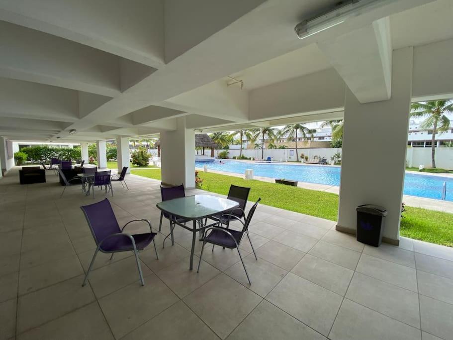 Apartment Casa De La Luz Cancun. Amazing With Stunning Pool In Front Of Mall Cancún
