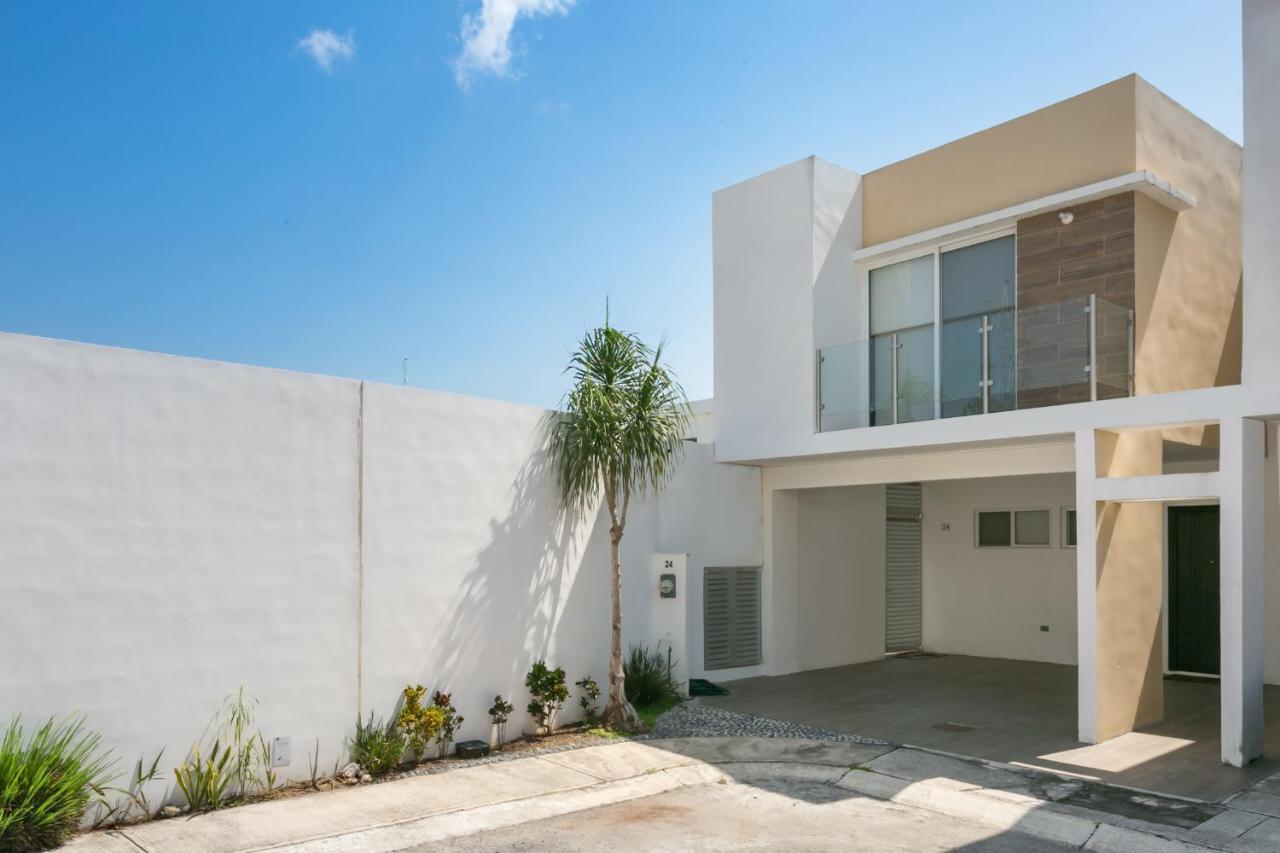 House In Private Altus Ii Cancun