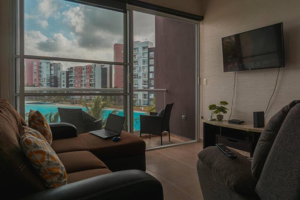 Dr02 Departamento Moderno Con Vista A La Laguna En Dream Lagoons Cancun