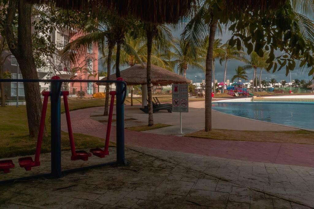 Dr02 Departamento Moderno Con Vista A La Laguna En Dream Lagoons Apartment