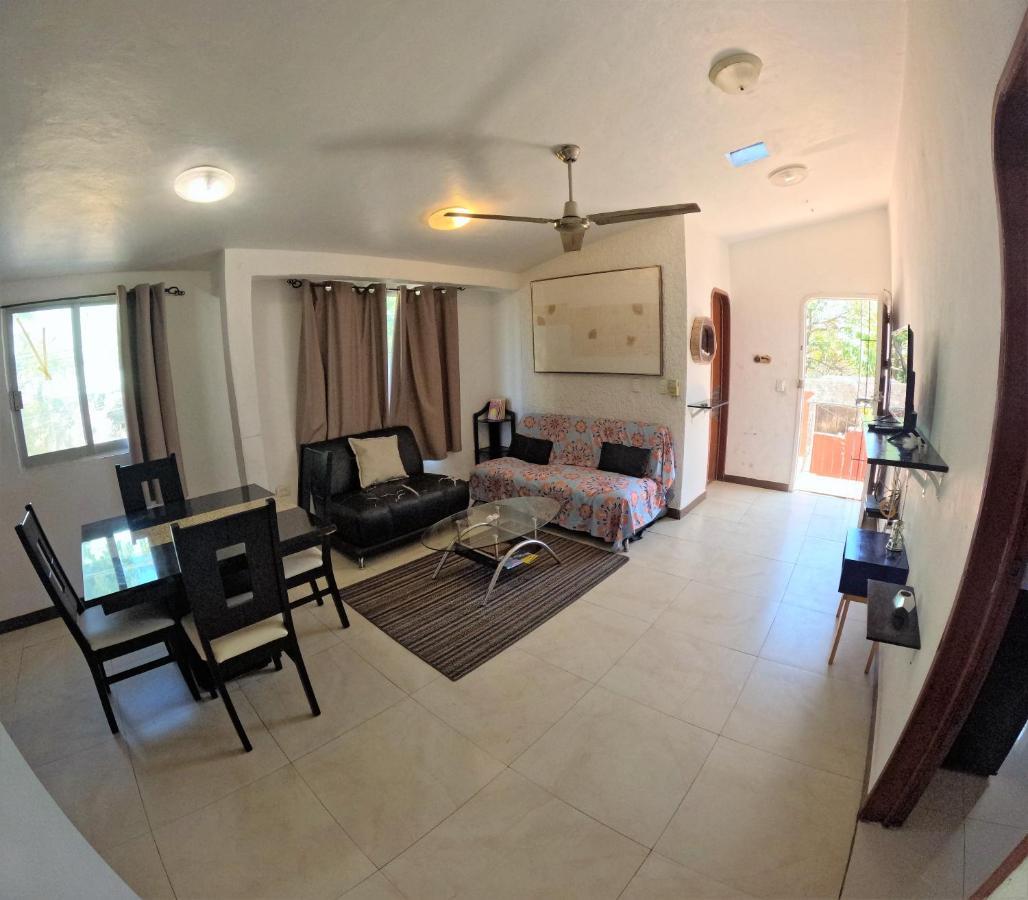 En El Centro De Cancun, Cerca Del Ado Apartment
