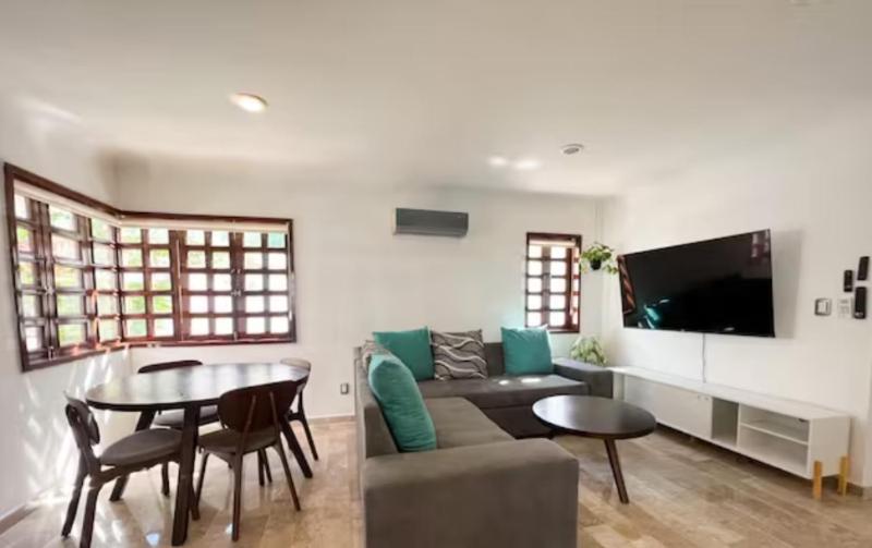 Beautiful Jungle House On A Strategic Location Holiday home *