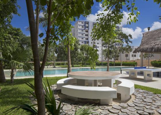 Casa Laura Y Campa Homestay Cancun