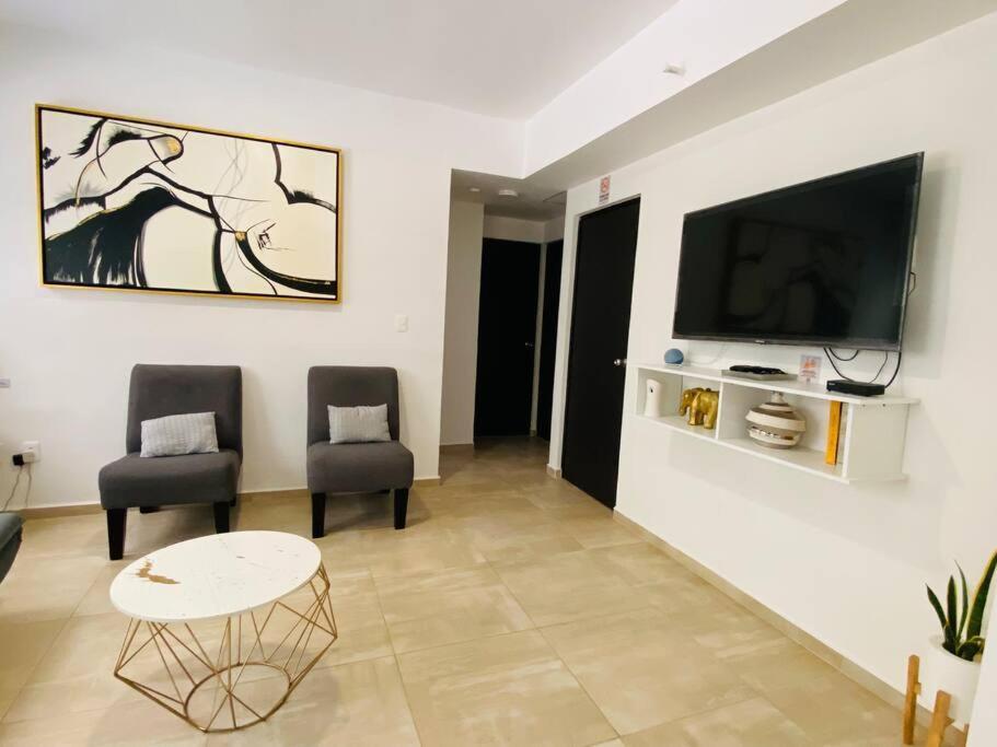 Apartment Beautiful Swimming Pool And 5 Star Amenities Cancun