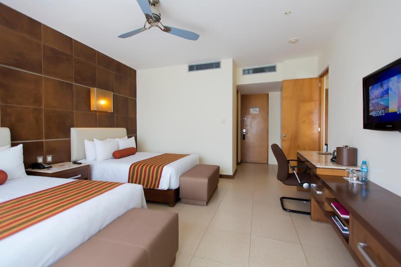 Krystal Urban & Beach Club Hotel