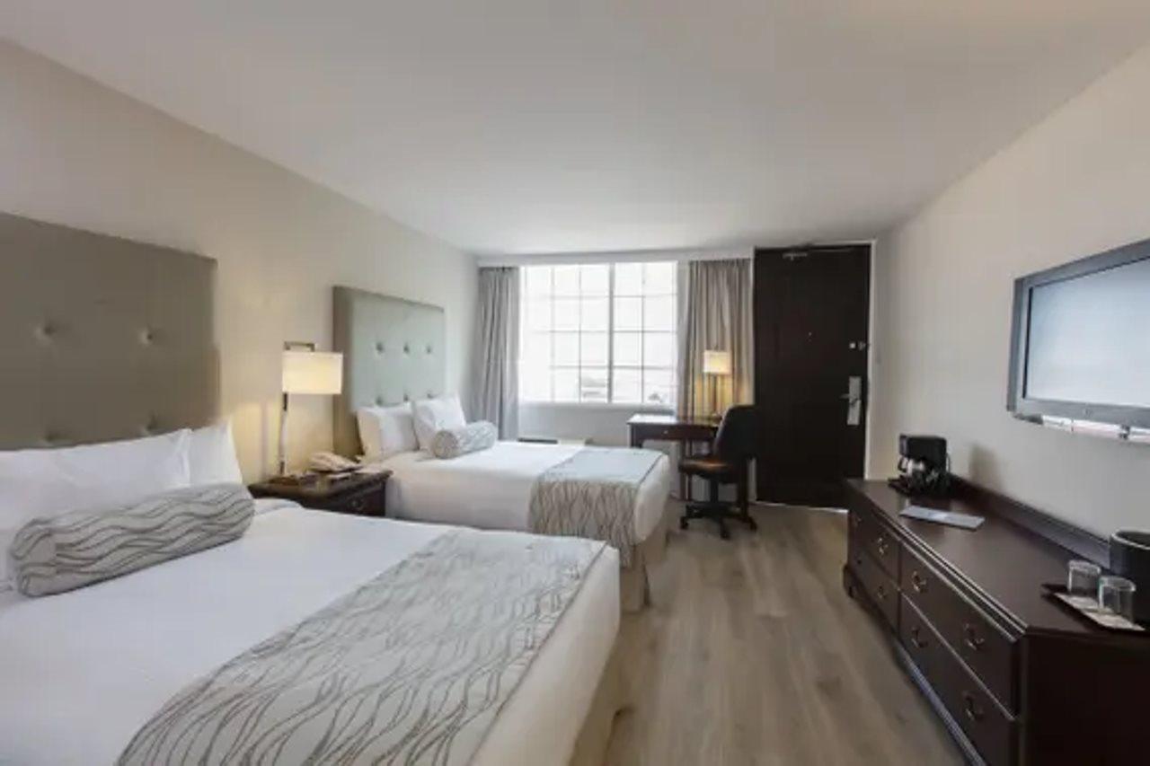 Krystal Urban & Beach Club Hotel Cancun