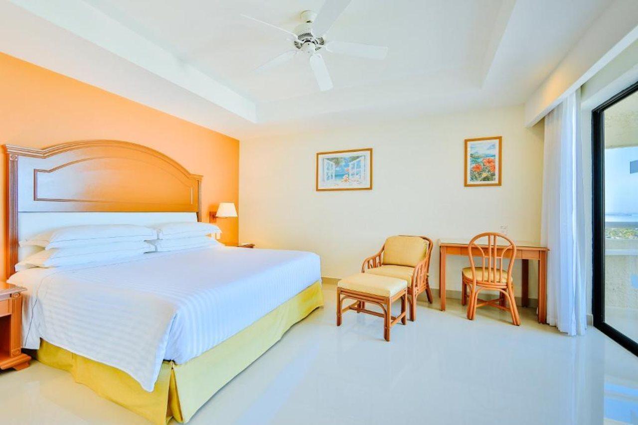Occidental Tucancun 4* Cancun