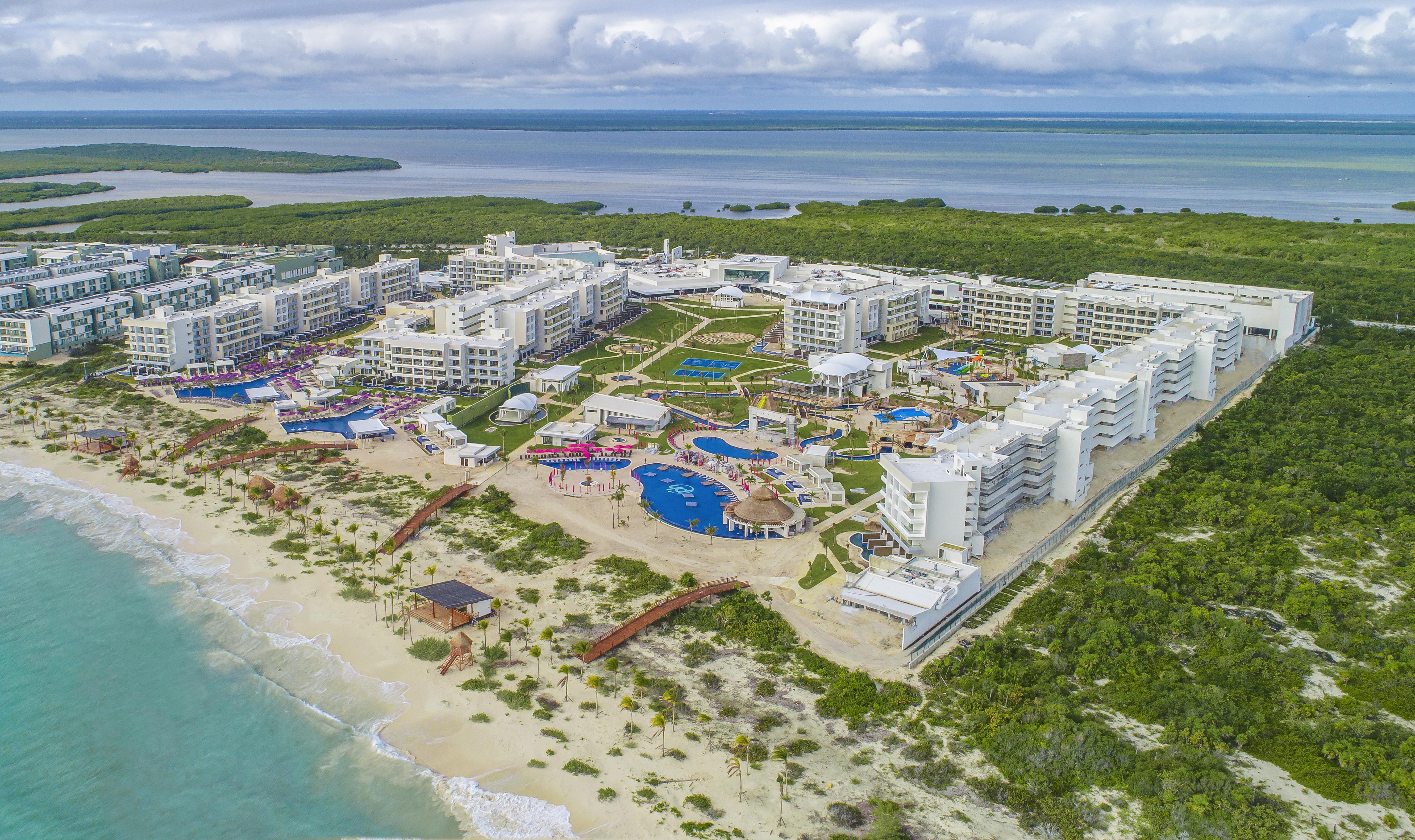 Resort Planet Hollywood Cancun, An Autograph Collection (adults Only) 5*
