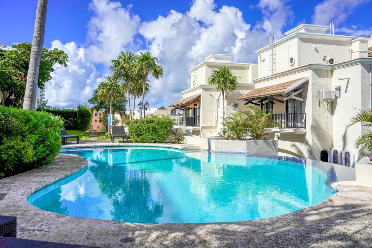 Residencial Cascadas, House # 9 Cancun
