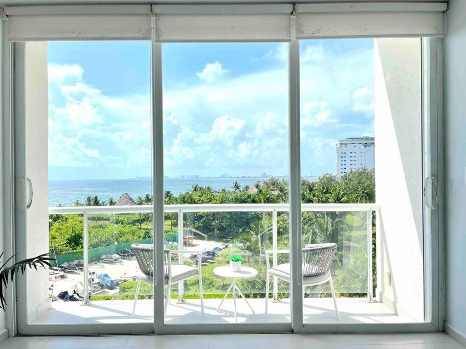 Seacost Beachfront 2bdr With Pool By Casa Paraiso Cancun