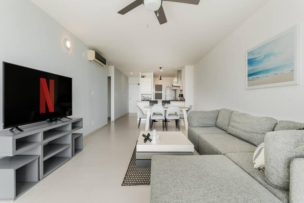 Seacost Beachfront 2bdr With Pool By Casa Paraiso Apartment