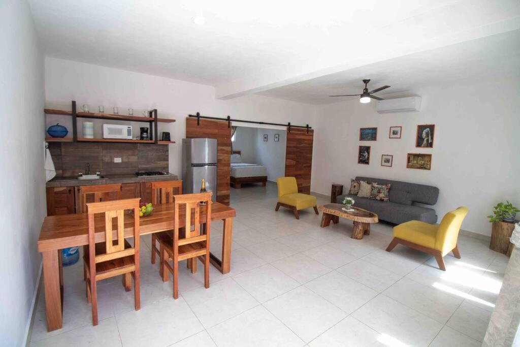 At Casa La Ceiba 2 - 4 Pax * Cancun