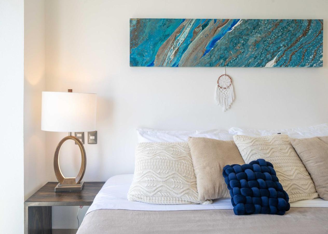 Stylish Three-bedroom W/pool * Cancun