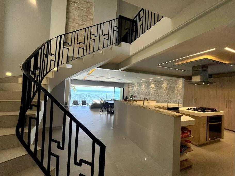 6br Modern Oceanfront With Infinity Pool By Solmar Holiday home Cancun