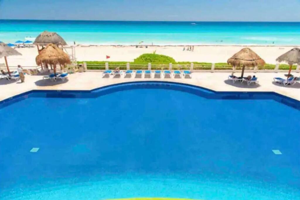 Apartment Amazing Beachfront *